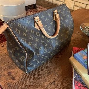 Louis Vuitton Speedy 30